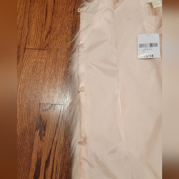 Forever 21 Girls Pink Faux Fur Vest with side pockets Sz 13/14 NWT - Picture 7 of 14